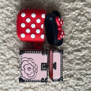 AirPods cases (pair)